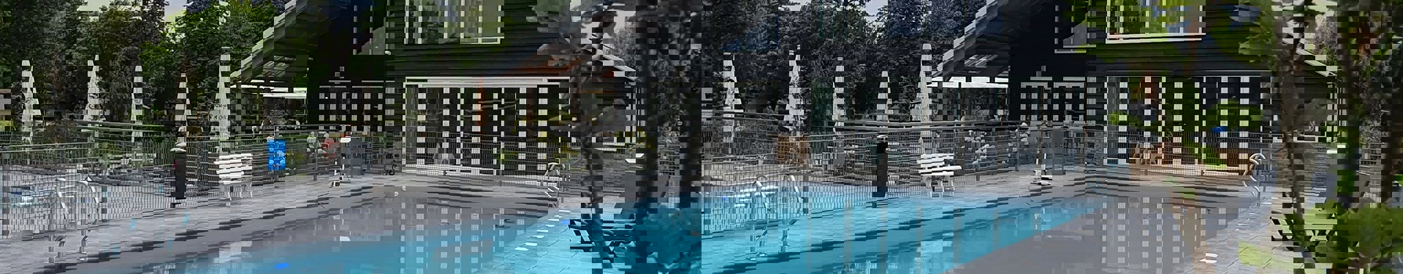Outdoor heated pool RLV